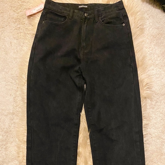 Black Straight Leg Split Detail jeans - Picture 1 of 4
